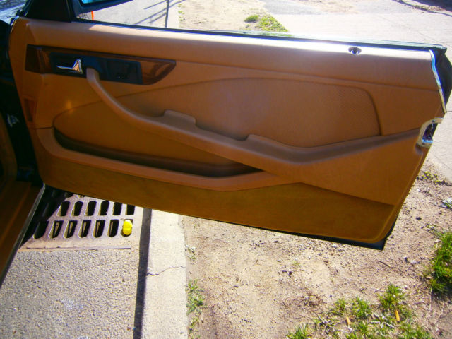 1984 Black Mercedes-Benz 500-Series Coupe