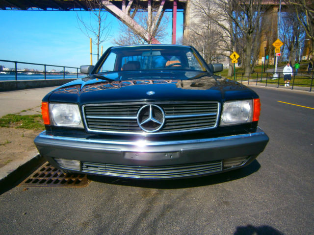 1984 Black Mercedes-Benz 500-Series Coupe