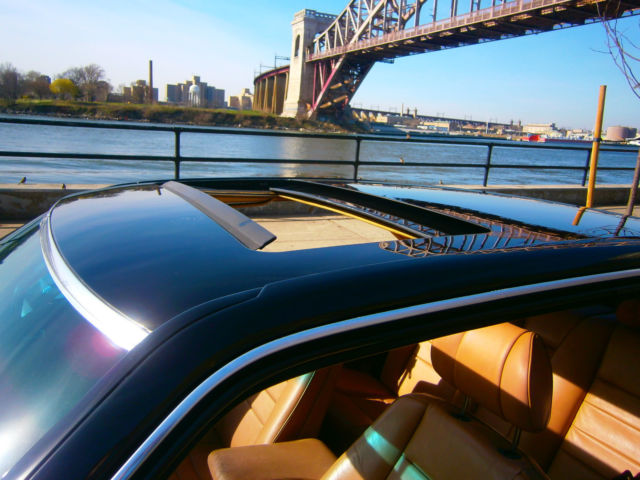 1984 Black Mercedes-Benz 500-Series Coupe