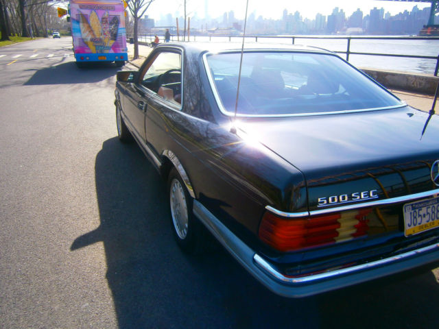 1984 Black Mercedes-Benz 500-Series Coupe