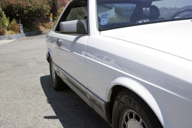 1984 Mercedes-Benz 500-Series