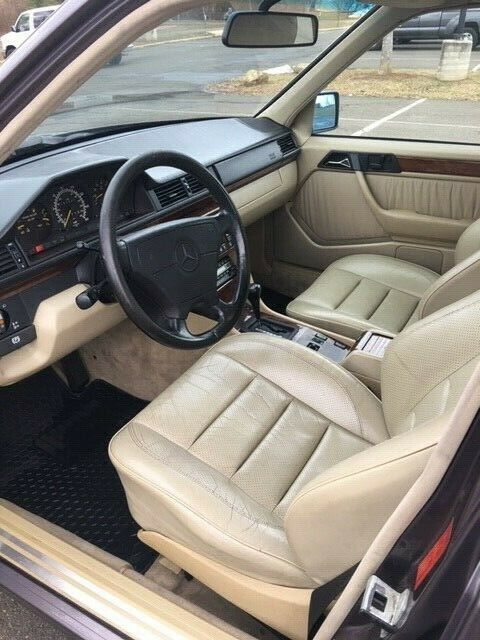 1992 Bornite Mercedes-Benz 500-Series Sedan