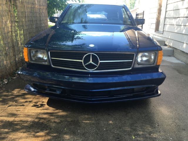 1985 Silver Mercedes-Benz 500-Series Coupe