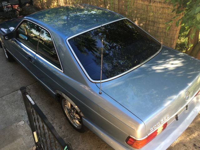 1985 Silver Mercedes-Benz 500-Series Coupe