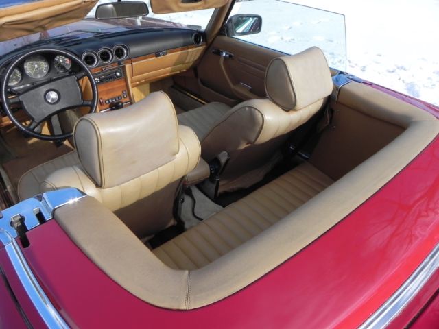 1981 Gold Mercedes-Benz SL-Class Convertible