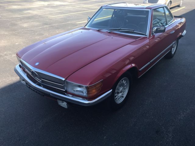 1984 Red Mercedes-Benz SL-Class Convertible