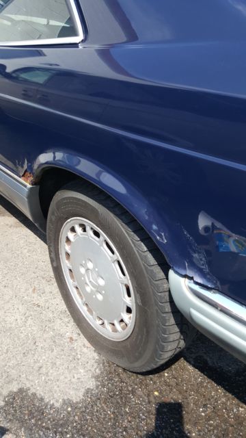 1987 Blue Mercedes-Benz 500-Series Coupe