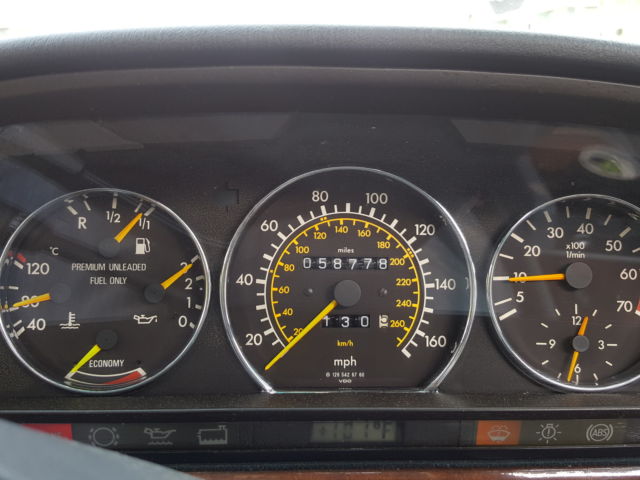 1987 Blue Mercedes-Benz 500-Series Coupe