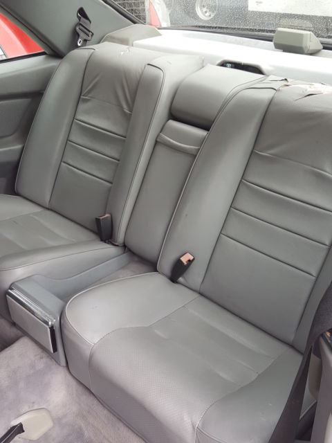 1987 Blue Mercedes-Benz 500-Series Coupe