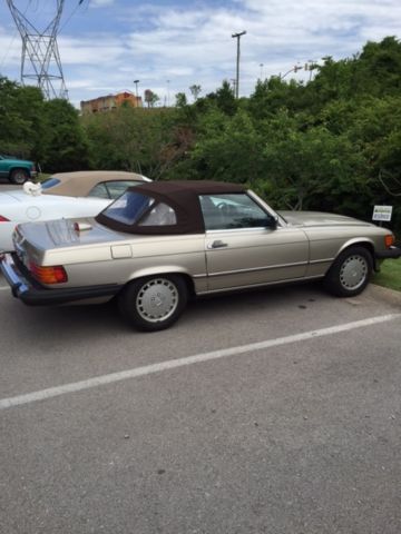 1986 Tan Mercedes-Benz SL-Class Convertible