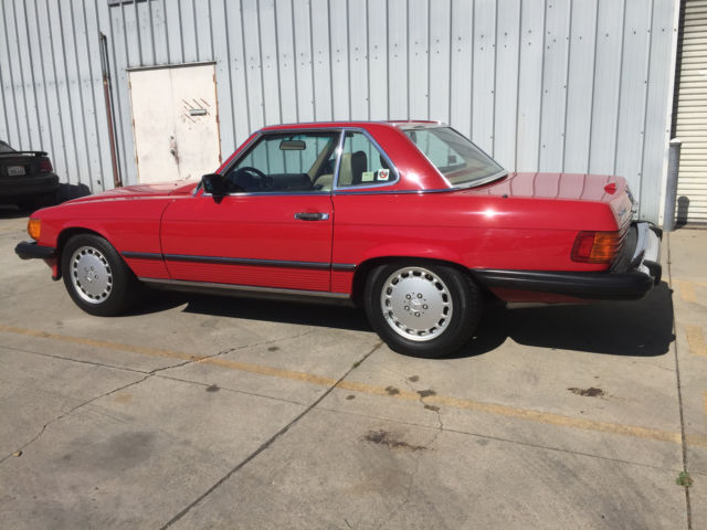 1988 Red Mercedes-Benz SL-Class Convertible