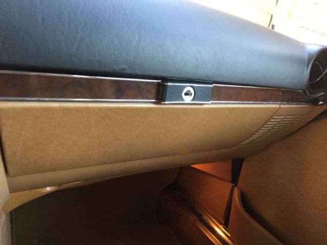 1989 Red Mercedes-Benz SL-Class Convertible