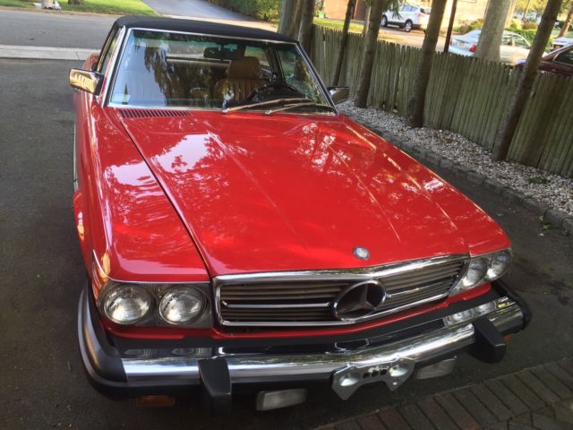 1989 Red Mercedes-Benz SL-Class Convertible