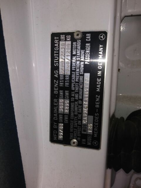 1989 White Mercedes-Benz S-Class Convertible