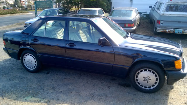 1993 Blue Mercedes-Benz 190-Series Sedan