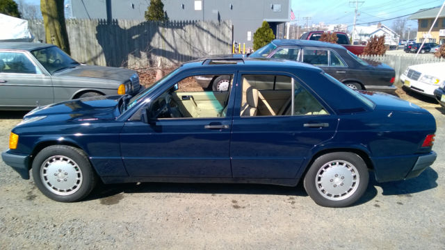 1993 Blue Mercedes-Benz 190-Series Sedan