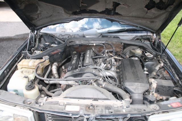 1986 Black Mercedes-Benz 190-Series Sedan