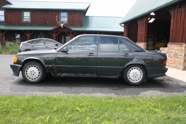 1986 Black Mercedes-Benz 190-Series Sedan