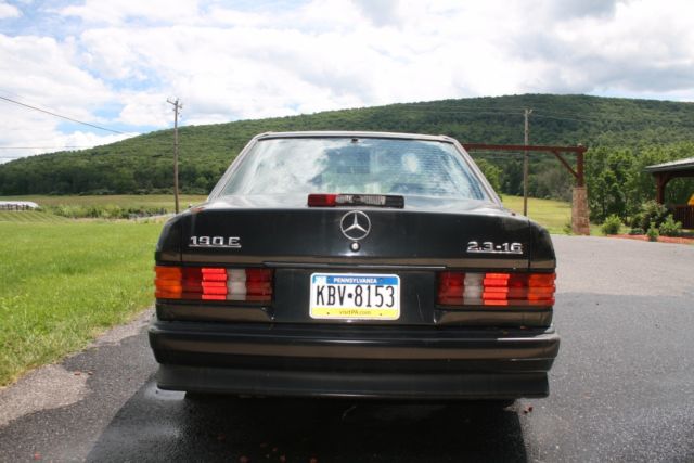 1986 Black Mercedes-Benz 190-Series Sedan