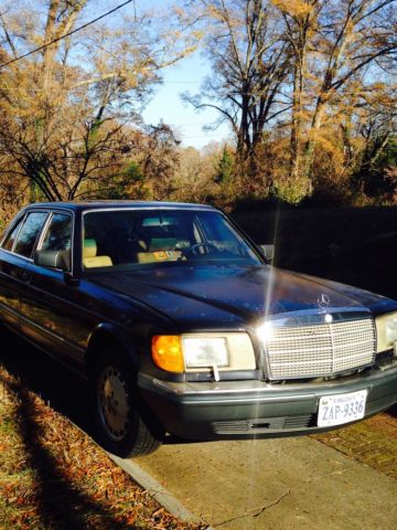 1988 Blue Mercedes-Benz 420 SEL 4 door sedan
