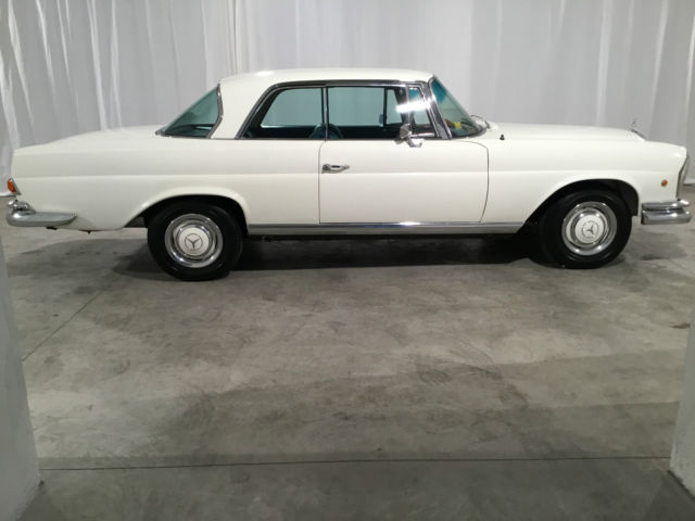 1966 White Mercedes-Benz Other Coupe