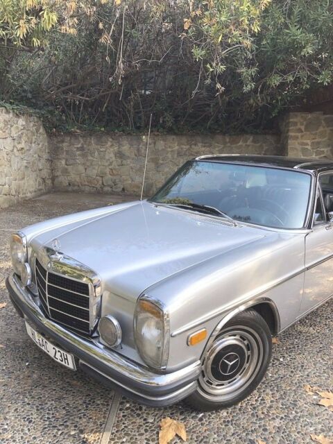 1971 Mercedes-Benz 200-Series Coupe