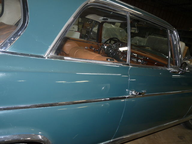 1968 Green Mercedes-Benz 200-Series Coupe