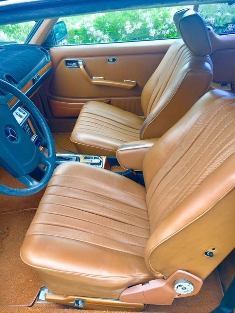 1978 Mercedes-Benz 200-Series