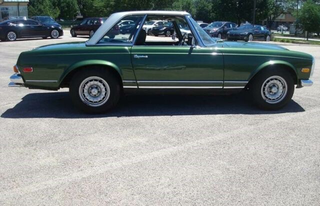 1970 Light Beige Mercedes-Benz SL-Class Convertible