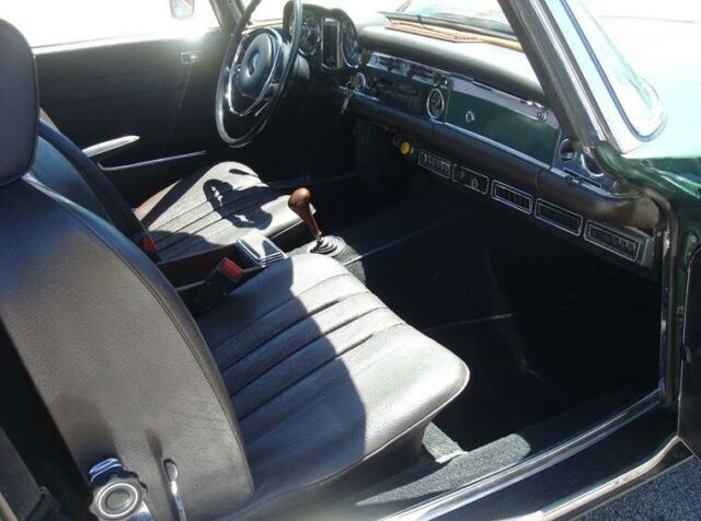 1970 Light Beige Mercedes-Benz SL-Class Convertible