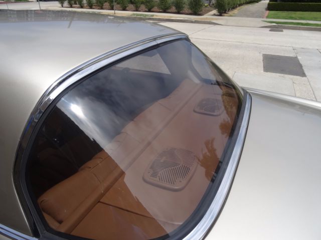 1971 Champagne Mercedes-Benz 200-Series Coupe