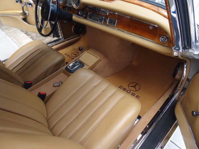 1971 Champagne Mercedes-Benz 200-Series Coupe