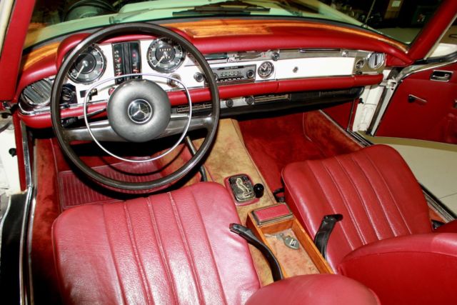 1978 White Mercedes-Benz SL-Class Convertible