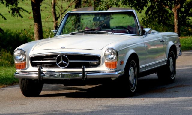 1978 White Mercedes-Benz SL-Class Convertible