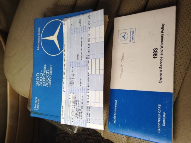 1983 Gray Mercedes-Benz 300-Series COUPE
