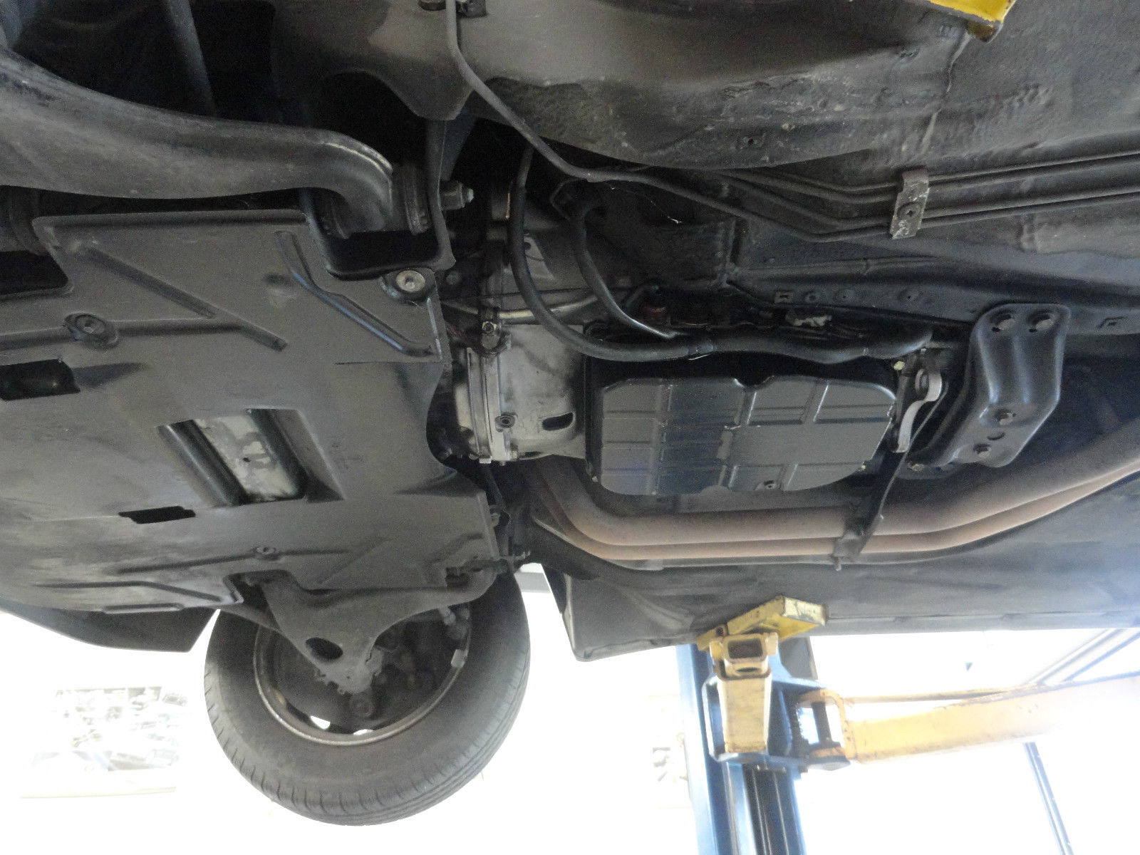 1993 Black Mercedes-Benz 300-Series Coupe