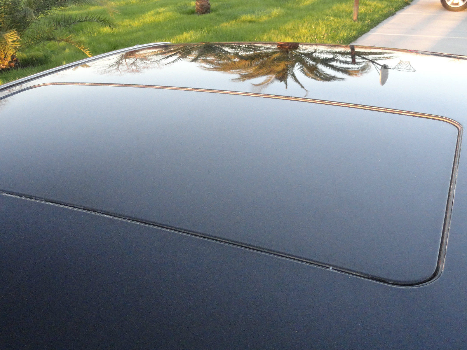 1993 Black Mercedes-Benz 300-Series Coupe