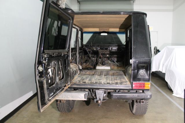 1984 Black Mercedes-Benz G-Class