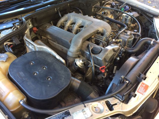 1991 silver smoked Mercedes-Benz 300-Series Sedan