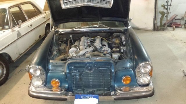 1969 Green Mercedes-Benz 300-Series 4 door