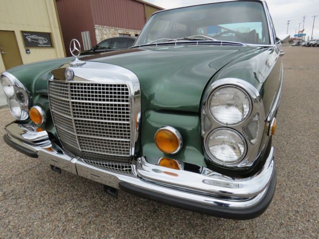 1970 Moss Green Mercedes-Benz 300-Series