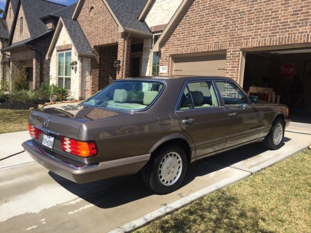 1983 Mercedes-Benz SL-Class