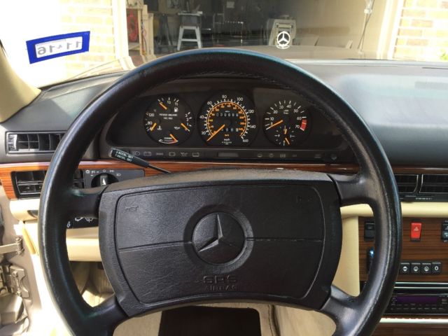 1983 Mercedes-Benz SL-Class