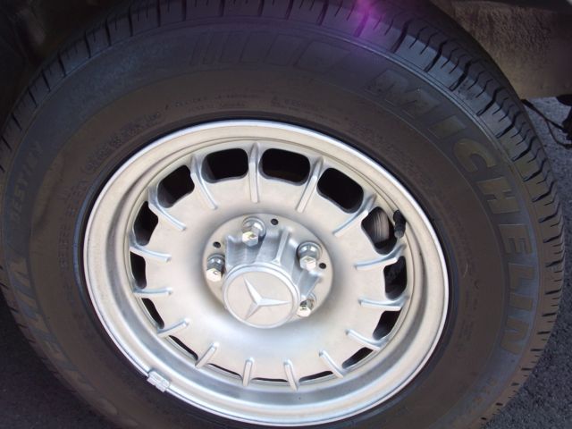 1981 Blue Mercedes-Benz 300-Series Wagon