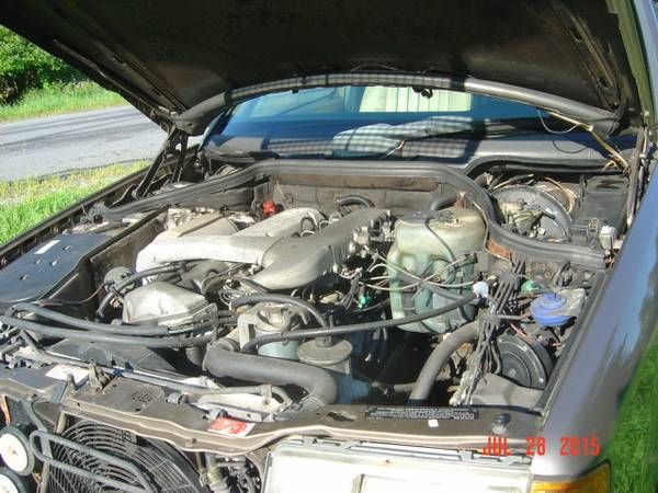 1987 Brown Mercedes-Benz 300-Series Sedan