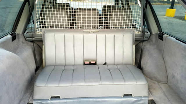 1992 White Mercedes-Benz 300-Series Wagon