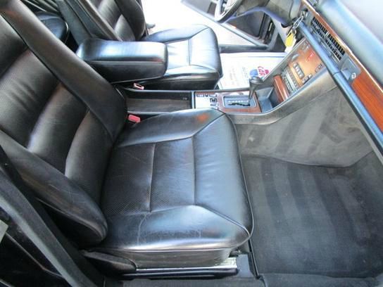 1991 White Mercedes-Benz 300-Series Sedan