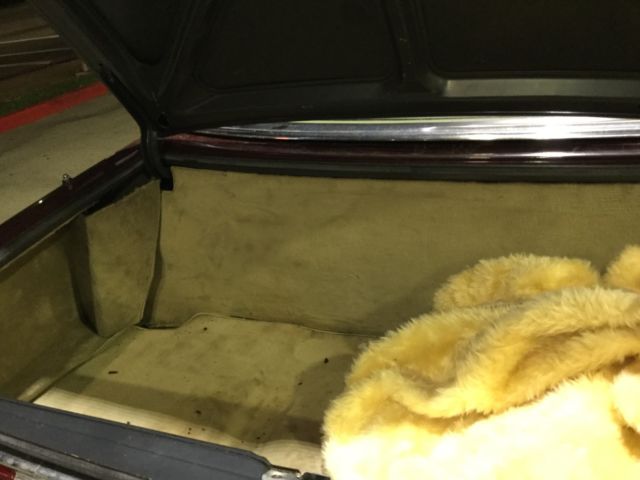 1981 Gold Mercedes-Benz SL-Class Convertible