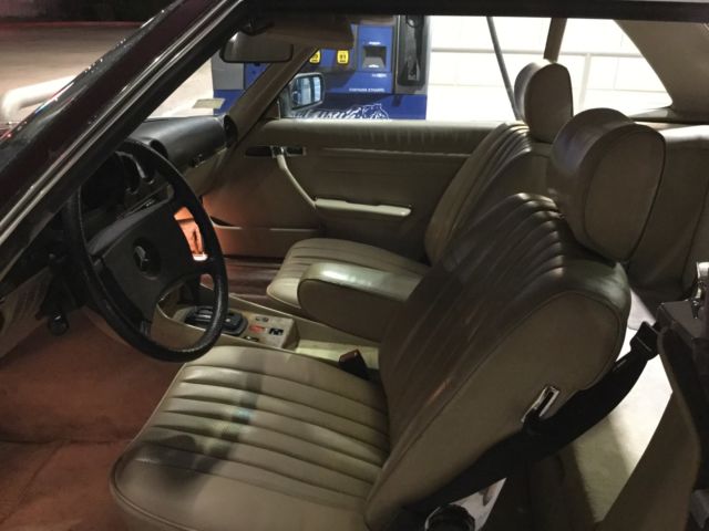 1981 Gold Mercedes-Benz SL-Class Convertible