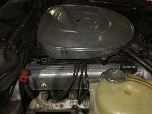 1981 Gold Mercedes-Benz SL-Class Convertible